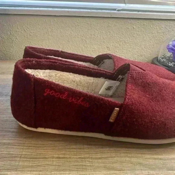 Toms Classic Slip Ons Burnt Henna Good Vibes Felt Wool Shearling - Picture 2 of 5